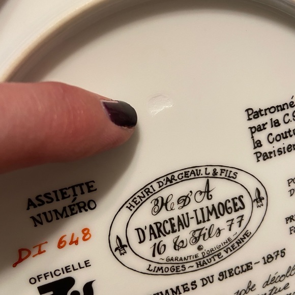 French Women Collector Plates set of 2 FR. GANGAV 1976 France - Picture 8 of 8